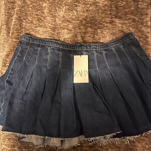 Zara Dark Blue Pleated Skirt